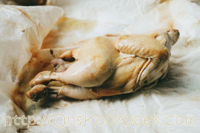 Ayam Garam uit Ipoh Maleisie: In bakpapier gerolde kip, gebakken in zout
