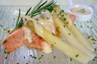 Asperges met zalm