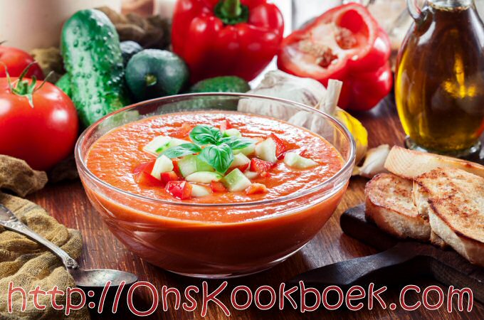 Makkelijk gazpacho recept zodat je iets verfrissend kan serveren op hete dagen